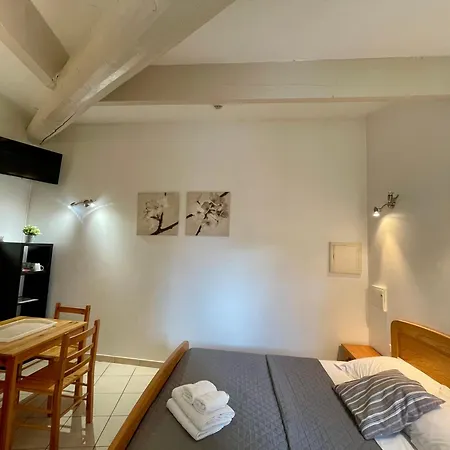 Hotel L'escale Aigues-Mortes