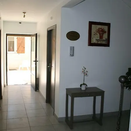 L'escale Hotel *
